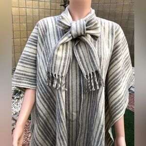 Artilana wool poncho